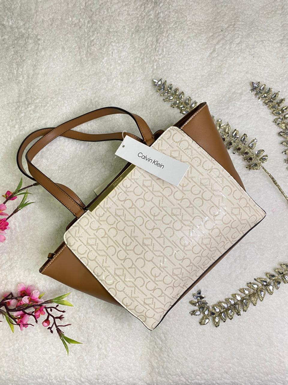 CARTERA CALVIN KLEIN