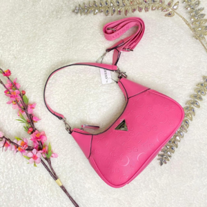 CARTERA GUESS OVALADA