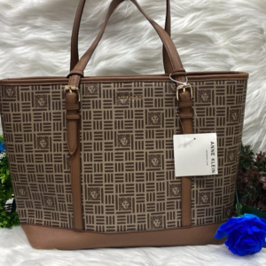 CARTERA ANNE KLEIN CUADRADA