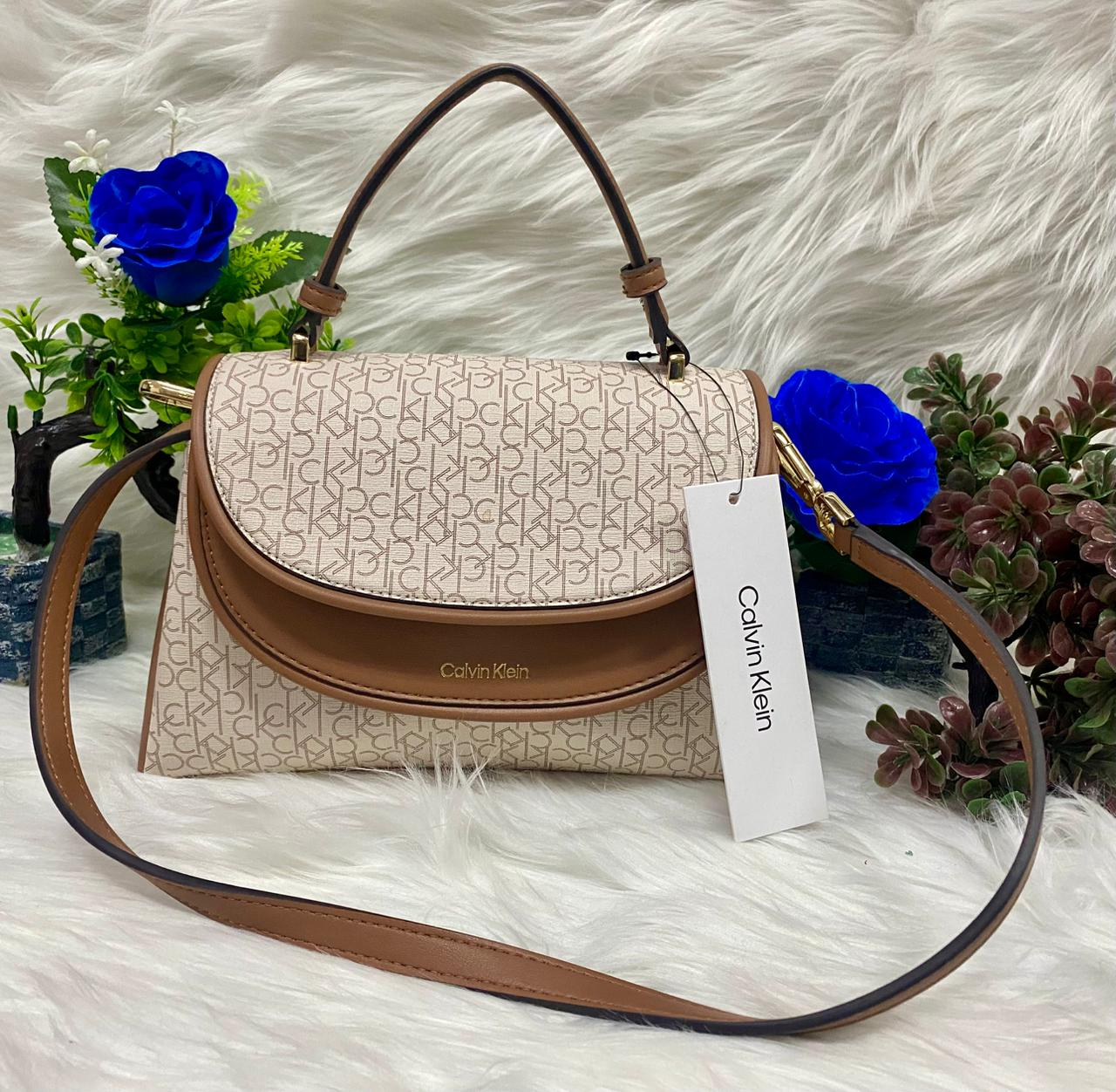 CARTERA CALVIN KLEIN