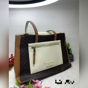 CARTERA GRANDE CALVIN KLEIN CAFE Y BLANCO